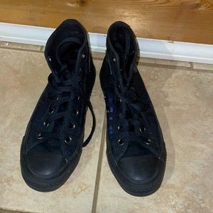 B2G1FREE Black Converse